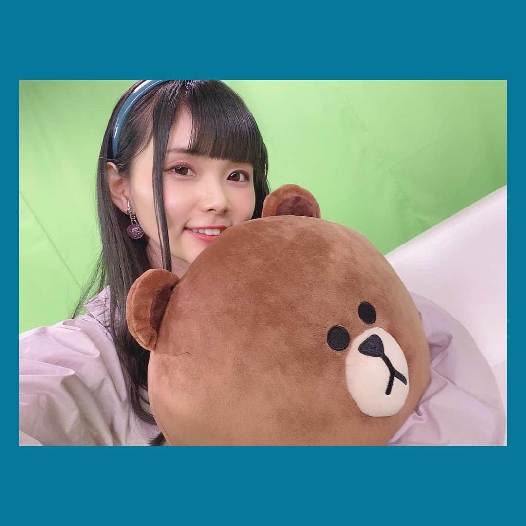 諏訪ななかのインスタグラム：「. #7LDKS 最終回でした🏠 今までご視聴ありがとうございました🧸 . ふつおたとコメントもたくさんありがと〜💌💭 事務所の冷凍庫には放送の度にアイスが貯められていったのでした、笑 . ブラウンともお別れ｡･･｡)ﾉ ブラウンが持ってたステッカーは記念にもらって帰りました！ . . またどこかで会おうね〜🧸」