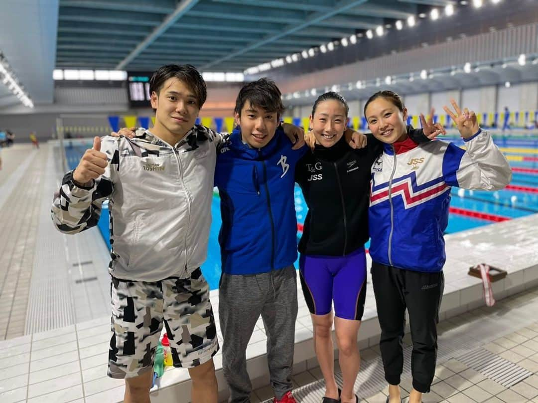 五十嵐千尋さんのインスタグラム写真 - (五十嵐千尋Instagram)「. 日本選手権、オリンピック選考会終わりました。  . 200m自由形　優勝🏆内定 100m自由形　３位🥉　内定 50m自由形 ３位　🥉  . 長年日本選手権に出場してきましたが、本当に個人派遣を狙ってきていたので、悔しい部分はありますが、リレー派遣突破、自己ベストも更新できました。 . 今まで当たり前のようにいた選手がこれを機に引退をしたこと、今まで代表に入っていた選手たちが、今年は一緒に戦えないこと、日本選手権を通して感じさせられました。  . 2013年から代表に入り、8年目になります。これまで自由形の日本代表として出場できたことに誇りを持ち、今回感じさせられた選手のぶん、そして今まで支えてくださってる皆さんの為にも、オリンピックという大舞台で最高のパフォーマンスをできるように頑張りたいと思います。  . 今回日本選手権を応援してくださった皆様ありがとうございました。  . #takeandgiveneeds  #jss #speedojapan  @tobiuo_japan」4月11日 17時27分 - iga24chiii