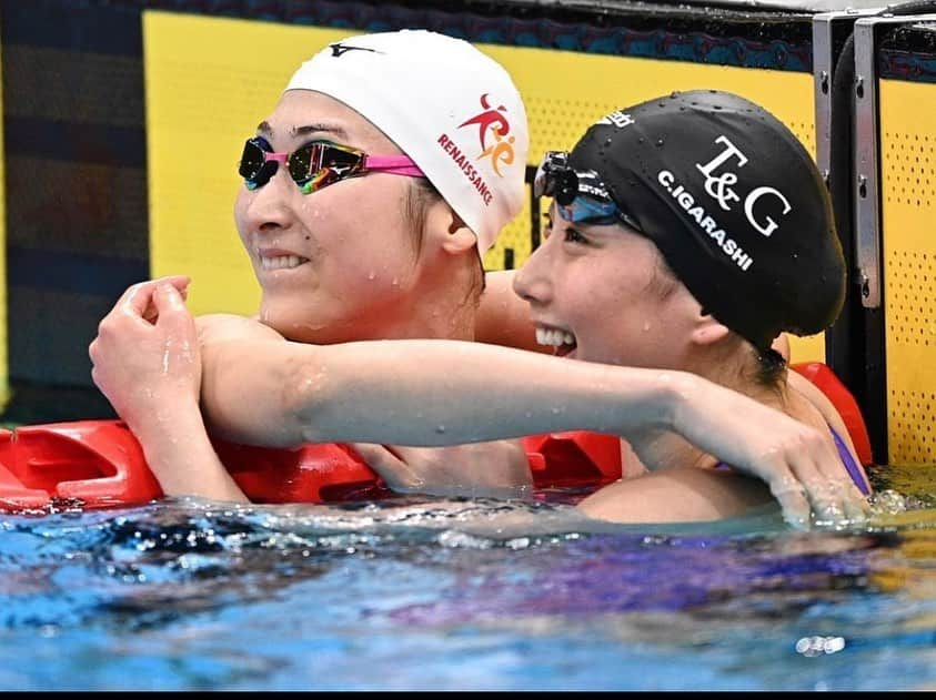 五十嵐千尋さんのインスタグラム写真 - (五十嵐千尋Instagram)「. 日本選手権、オリンピック選考会終わりました。  . 200m自由形　優勝🏆内定 100m自由形　３位🥉　内定 50m自由形 ３位　🥉  . 長年日本選手権に出場してきましたが、本当に個人派遣を狙ってきていたので、悔しい部分はありますが、リレー派遣突破、自己ベストも更新できました。 . 今まで当たり前のようにいた選手がこれを機に引退をしたこと、今まで代表に入っていた選手たちが、今年は一緒に戦えないこと、日本選手権を通して感じさせられました。  . 2013年から代表に入り、8年目になります。これまで自由形の日本代表として出場できたことに誇りを持ち、今回感じさせられた選手のぶん、そして今まで支えてくださってる皆さんの為にも、オリンピックという大舞台で最高のパフォーマンスをできるように頑張りたいと思います。  . 今回日本選手権を応援してくださった皆様ありがとうございました。  . #takeandgiveneeds  #jss #speedojapan  @tobiuo_japan」4月11日 17時27分 - iga24chiii