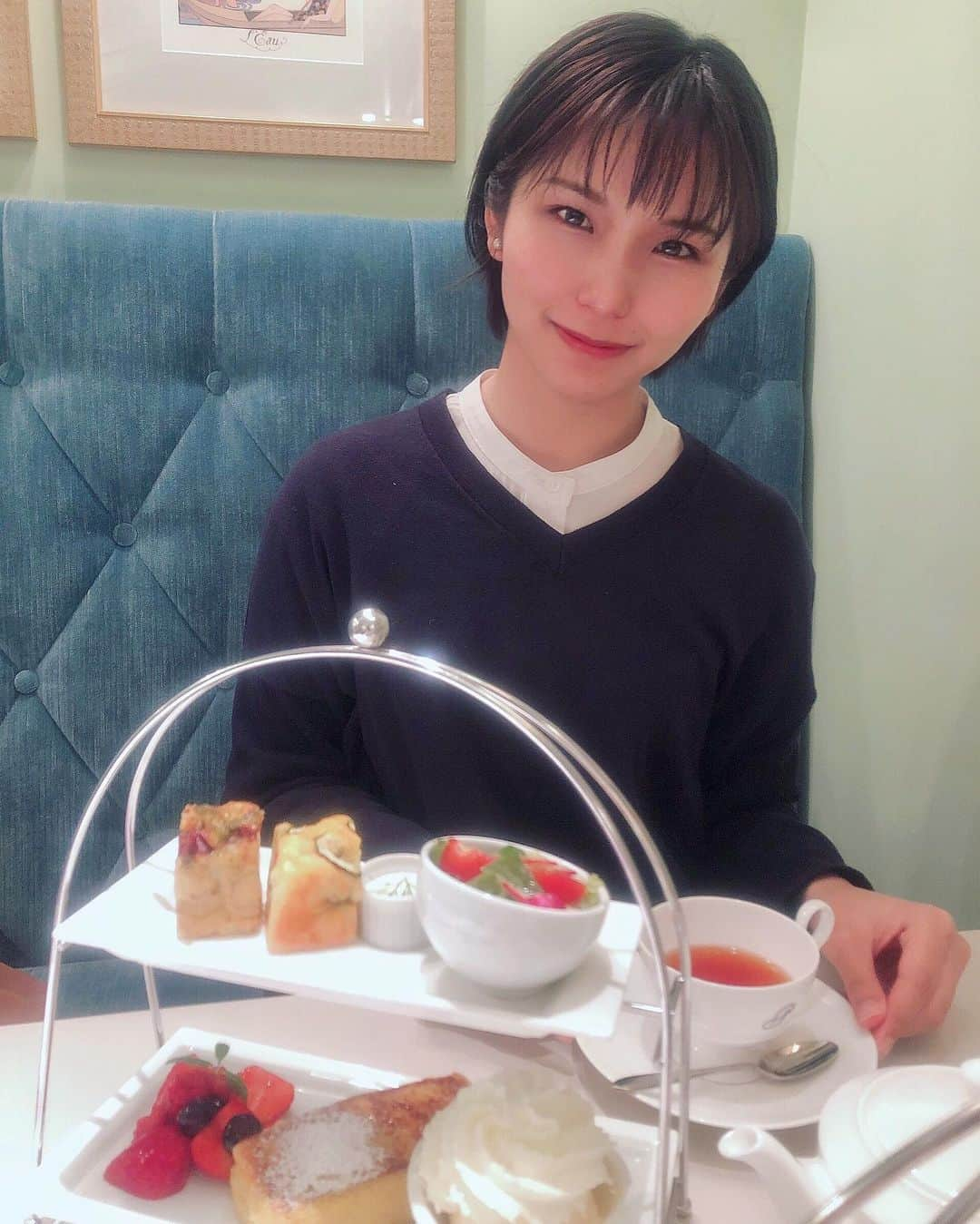 森實りこさんのインスタグラム写真 - (森實りこInstagram)「:﻿ ﻿ アフタヌーンティー☕️﻿ ﻿ #pâtisserie﻿ #パウンドケーキ」4月11日 19時05分 - ricozane