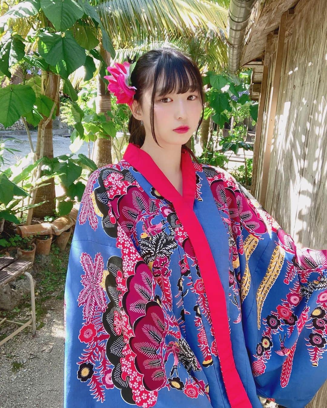 我妻ゆりかさんのインスタグラム写真 - (我妻ゆりかInstagram)「沖縄の琉装着ちゃいましたじゃんっ☺️」4月12日 0時47分 - wagatsuma_yurika