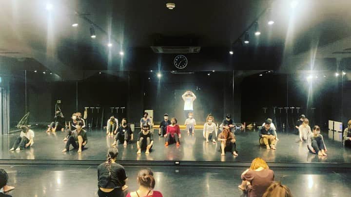 黒須洋壬のインスタグラム：「黒須洋嗣 JAZZ CLASS(sub) 2021.Apr.11 @danceworks_jpn  @xross #onelastkiss  #hikaruutada  #dance #jazzdance  #tokyo #japan #シンエヴァンゲリオン劇場版」