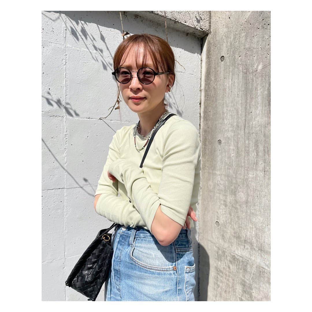 野尻美穂のインスタグラム：「いい天気すぎて最高だった今日🌼 ピスタチオみたいな色したトップスかわ🎾 インナーに着るのも合わせにくいかと思ったらめちゃくちゃ合わせやすかった🤞」