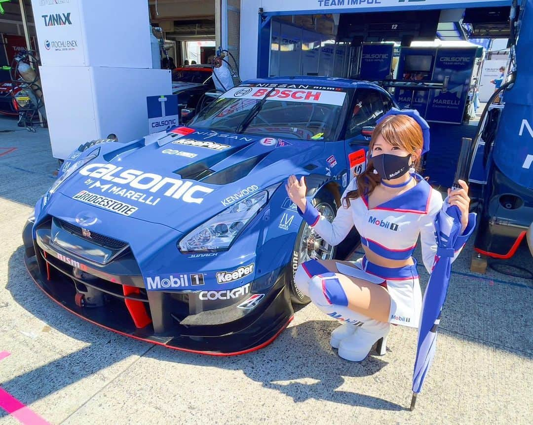 宮瀬七海さんのインスタグラム写真 - (宮瀬七海Instagram)「SUPERGT開幕戦お疲れ様でしたっ🚘🏁  Mobil1サポートチームの 決勝レースの結果は、 1号車 8位 🏅 8号車 7位🏅 12号車 10位 🏅 で3台ともポイントGETする事ができました☺️💙👏✨  レースが始まってからの サポートチームの追い上げに 開幕戦からドキドキが止まりませんでした☺️🔥！！ ／ そして！そして！ 遠くから見でも見つけてくれて 手を振ってくれたり、 グッズを掲げてくれたり、 本当にいつも嬉しいです🥰💙💙 ありがとうございますっ(灬ºωº灬)💓 ＼ 2日間皆さん、熱い応援ありがとうございました\( *ˆoˆ* )/💙❤️🤍  #SUPERGT  #開幕戦 #Mobil1 #カルソニック #calsonic  #12 #1  #8 #サポート #support #TEAM  #IMPUL #レースクイーン #サーキット #circuit #岡山 #岡山国際サーキット #宮瀬七海」4月11日 21時00分 - nanami_miyase