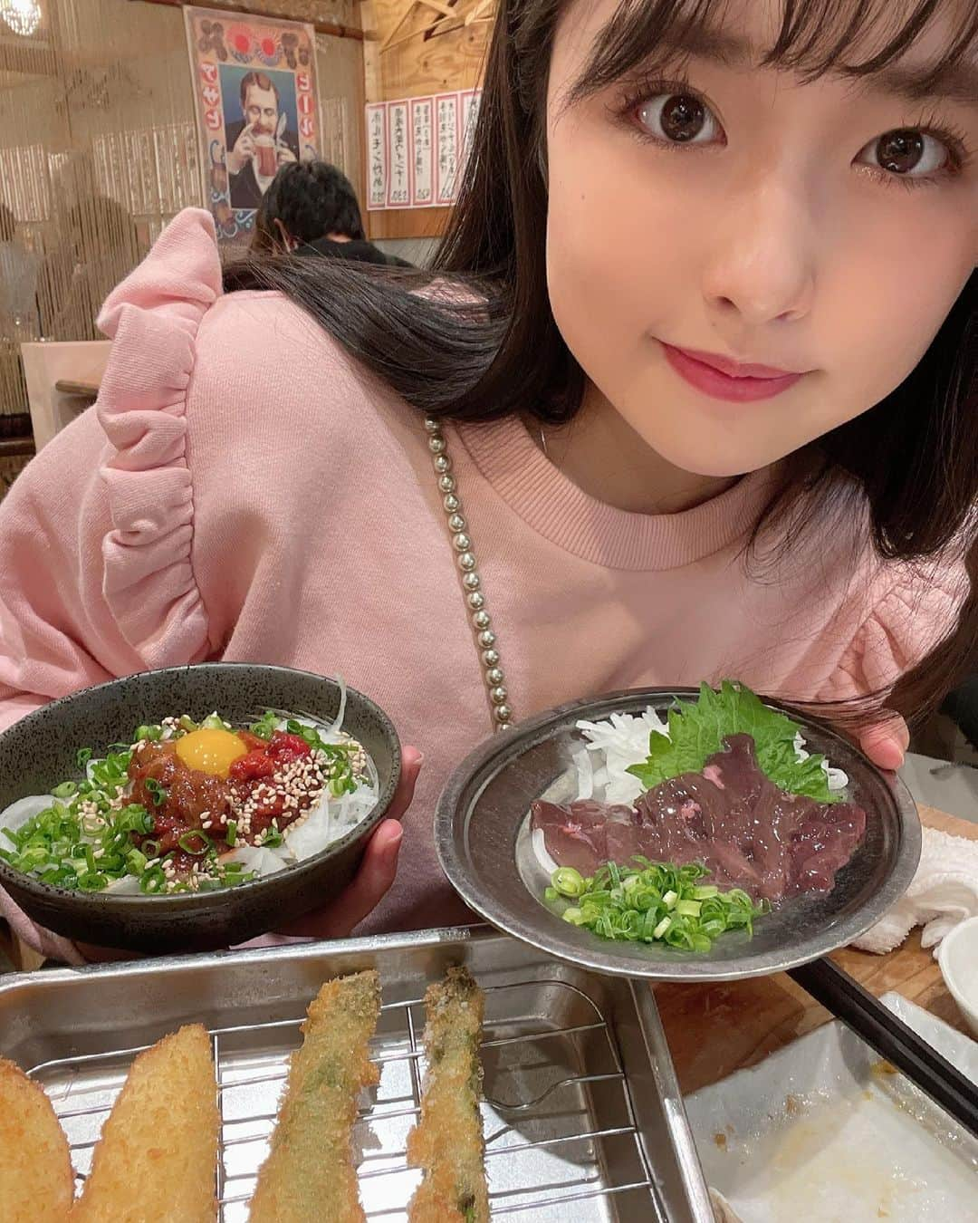 りりさんのインスタグラム写真 - (りりInstagram)「色々美味しかった😋  レバーはまだ慣れん🥲🥲🥲  #showroom #おりりroom #jmix #ジェイミックス #model #モデル #jc2 #りり」4月11日 21時30分 - riiiiiriiii0308