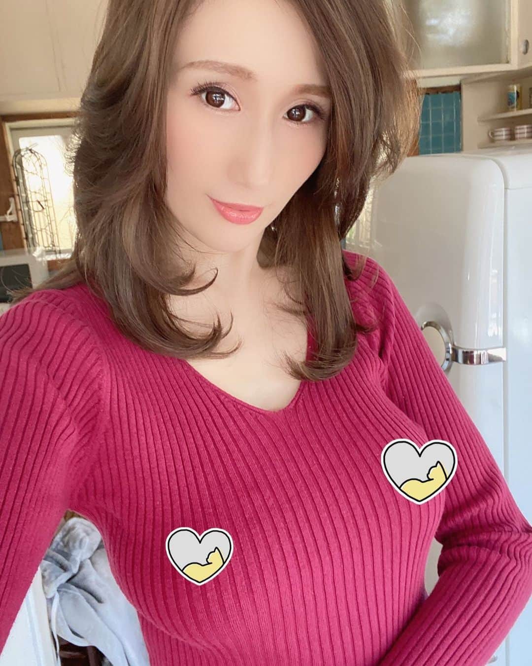 JULIAさんのインスタグラム写真 - (JULIAInstagram)「♡ Have a nice day 🥰 祝平安快樂🐈」4月12日 14時34分 - julia_cmore_official