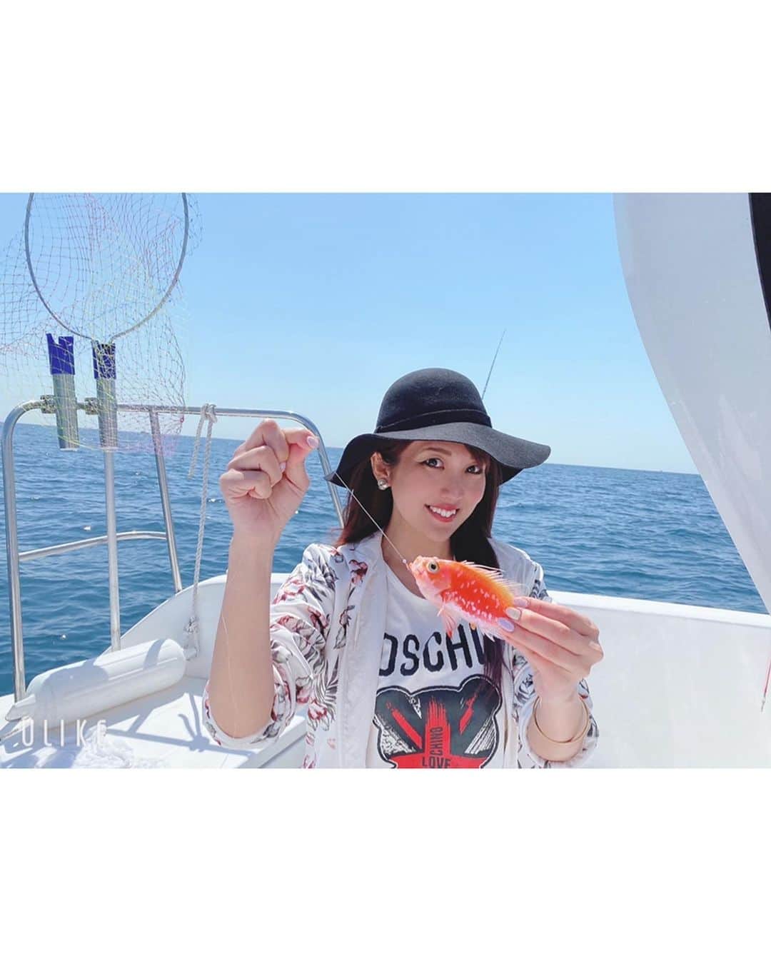 神谷麻美さんのインスタグラム写真 - (神谷麻美Instagram)「#釣りガール 🎣💗✨ #海好き女子 💗🐬✨ #釣りスタグラム 🐡💕✨ #いえーい 💗🐠💗✨ #もぐもぐ 🐻‍❄️💗✨」4月12日 15時20分 - asamice428