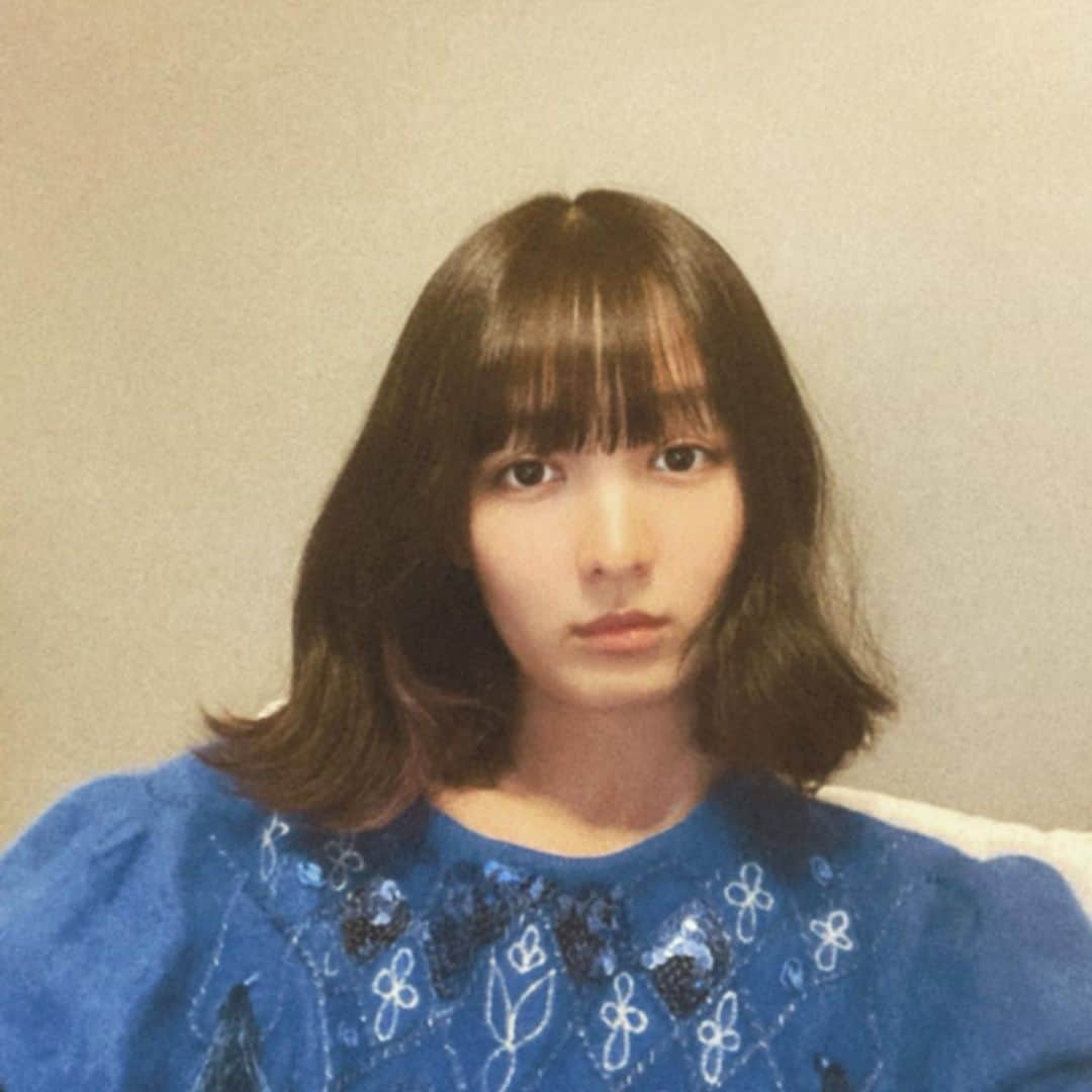 道江幸子さんのインスタグラム写真 - (道江幸子Instagram)「なんか髪伸びた気がする ゆる巻き」4月12日 19時38分 - sachiko_michie