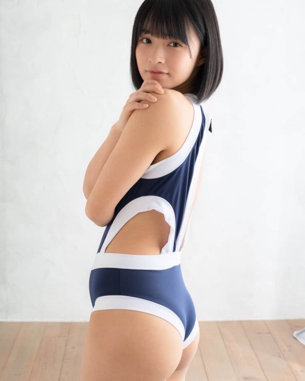 百川晴香さんのインスタグラム写真 - (百川晴香Instagram)「インスタグラビアvol.310👙ラーメン食べすぎて胃が疲れたのか食欲がありません😂(笑)元気です🔥 #japanesegirl #cute #followｍe」4月12日 20時00分 - momokawaharuka