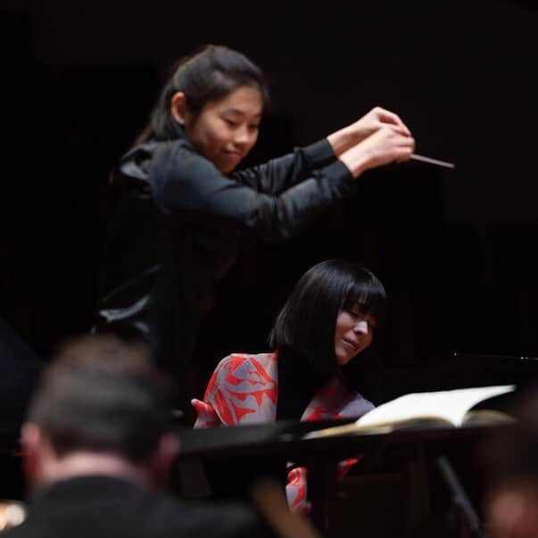 アリス＝紗良・オットさんのインスタグラム写真 - (アリス＝紗良・オットInstagram)「Ravel‘s Piano Concerto in G with my dear friend @itselimchan and the wonderful musicians from @orchestrenationaldelille is available on Youtube -> link in bio🤗  • 📷: @ugopontephotography」4月12日 20時53分 - alicesaraott_official