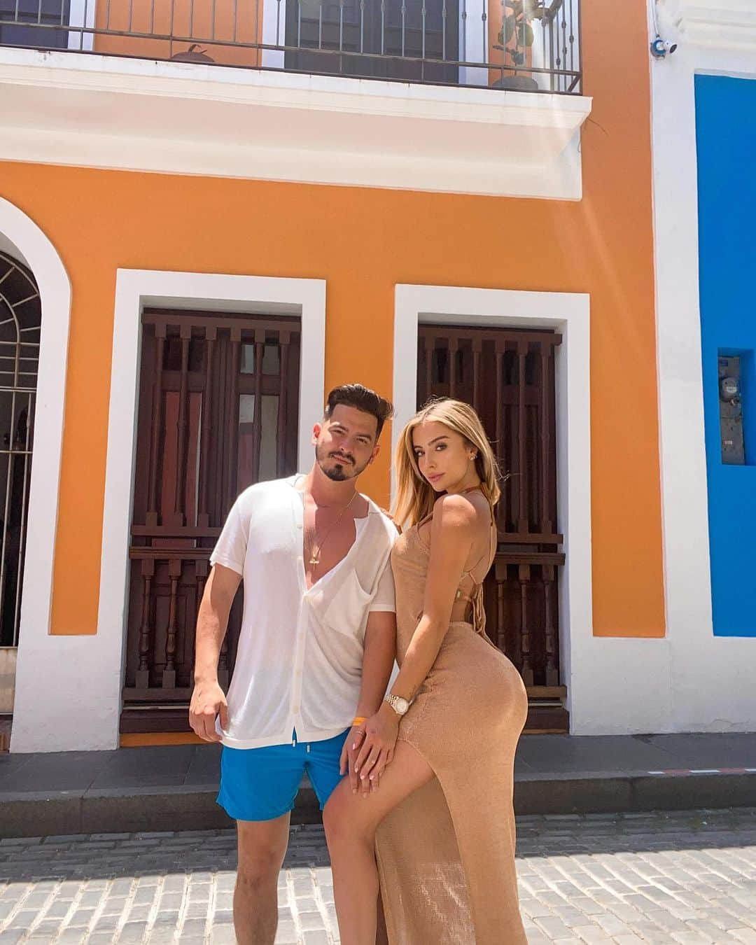 Bruna Rangel Limaさんのインスタグラム写真 - (Bruna Rangel LimaInstagram)「Vamos pa la calleeee💃🏼This place is magic. I love everything about Puerto Rico!」4月12日 21時19分 - xoobruna