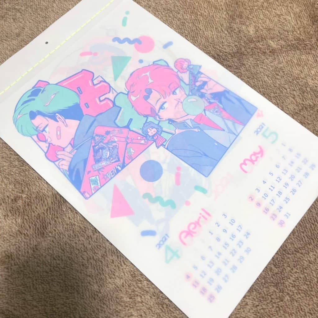 なつはるまきのインスタグラム：「電Qさんの2021年カレンダー📆 毎月イラストが楽しみ😍  #電Q」