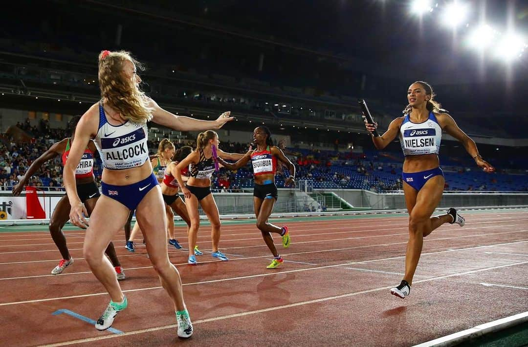 エイミー・オールコックのインスタグラム：「Finally onto the fun race prep part of training and with that has come even more added excitement of getting to put the GB kit on again early season for world relays 🤩 it’s been a whole long year of training so I cannot wait to start getting that race experience back again and trying to remember how to run a 400 🤔🤣🥰😍❤️🇬🇧」