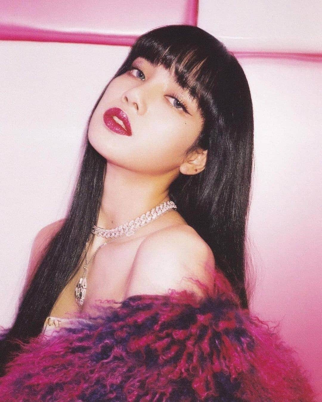 リサさんのインスタグラム写真 - (リサInstagram)「LISA ICECREAM ERA 🔥🍦 . . . #LISA #LALISA #리사 #블랙핑크 #BLACKPINK #LALISAMANOBAN #LALISAMANOBAL #blackpinklisa #lisablackpink」4月12日 21時43分 - lisa.blackpink