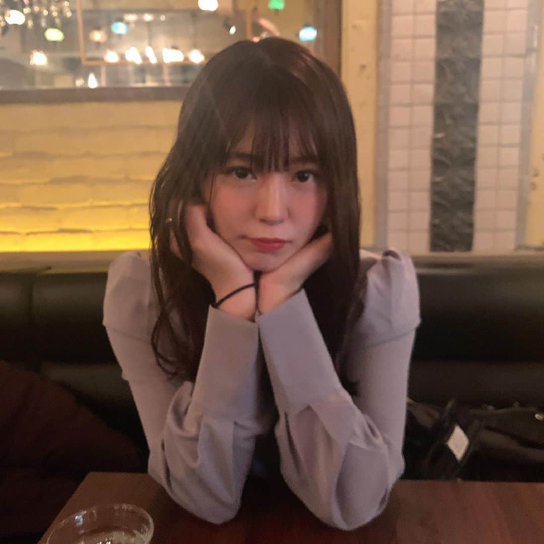 井口綾子さんのインスタグラム写真 - (井口綾子Instagram)「嬉しいお知らせです〜👦❤️  4月30日(金)18:30〜 『THE PEEP HOUSE 〜逃げ場のないコント師〜』の生配信に出演することになりました🥺  次長課長の河本さん、パンサー尾形さん、ガーリィレコードチャンネルさんと舞台裏の存在しない丸見え覗き見ハウスの中で筋書きのない即興コントをします！！  ずーーーっとコントのお仕事がしたかったので、念願のコントのお仕事嬉しすぎます😭❤️❤️しかも台本がないので、今から楽しみドキドキワクワクです🥺  視聴者の皆さんは覗き見してる気分で、コメントなどで見ている方同士で情報交換したりしながら新しい形のライブ配信を楽しめると思うのでぜひ見てくださいー！ そして何より念願の私の初コントぜひ見届けてください🙇‍♀️❤️  チケット購入URLはストーリーハイライトに乗せておきます🌽」4月13日 11時40分 - ayako_inokuchi