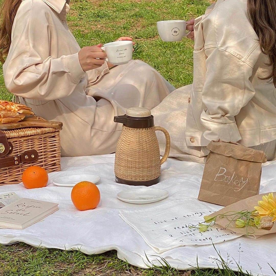 岡元優香さんのインスタグラム写真 - (岡元優香Instagram)「🍋  nuibox picnic 🧺  @__nuibox   #ピクニック#picnic#cafe#nuibox #オシャピク #新宿御苑#소풍#cafe #tokyocafe#東京カフェ#新宿カフェ」4月13日 23時06分 - ___o3yuka._