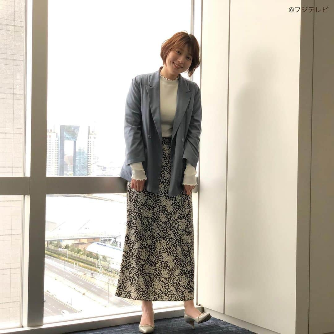 フジテレビ「めざましテレビ」さんのインスタグラム写真 - (フジテレビ「めざましテレビ」Instagram)「4月13日（火）  ファッション雑誌CanCamとコラボした お天気コーナー「きょう何着て行く？」 阿部華也子の毎日のコーデを紹介♪  【きょうのコーデ】 ジャケット→#mite<stylist saori tanabe×mite> ９８００円 プルオーバー→#earthmusicecology ９９９円 スカート→#earthmusicecology ２４９９円 靴→#ダイアナ １万７０５０円 ピアス→#MEW’SREFINEDCLOTHES ２３１０円  【コーデのポイント】 清涼感のあるブルージャケット🐳 フリルのようなデザインのカットソーをINすると 甘さが加わって爽やかフェミニンな雰囲気に🙆🏻‍♀️✨ 上品な花柄スカートも手伝って 洗練されたきれいめな装いに仕上がります💐！  #めざましテレビ #きょう何着て行く？ #阿部華也子 #今日のコーデ#コーデ#CanCam #今日のファッション#ootd #きょう何着て行く？は月〜金朝6時22分ごろ放送📺 #スタイリストたなべさおり」4月13日 17時31分 - mezamashi.tv