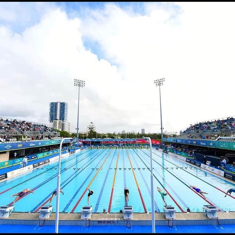 メーガン・ネイのインスタグラム：「🔹love telling the story of athletes and calling their swims home in the great sport of swimming🔹  #2021agechamps #thenextwave」