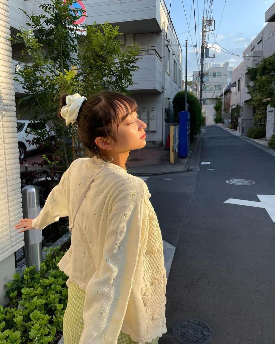 酒井唯菜のインスタグラム：「羽ばたきました🕊 ・ ・ 自然溢れる綺麗な場所にお散歩しに行きたいです🌷  #spring #fashion」