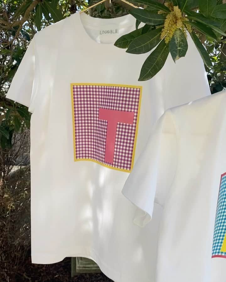 Mai Wakimizuのインスタグラム：「イニシャルカラー決まりましたか？♡ イニシャルTシャツ:今週15日〜予約販売開始予定 #linkable」