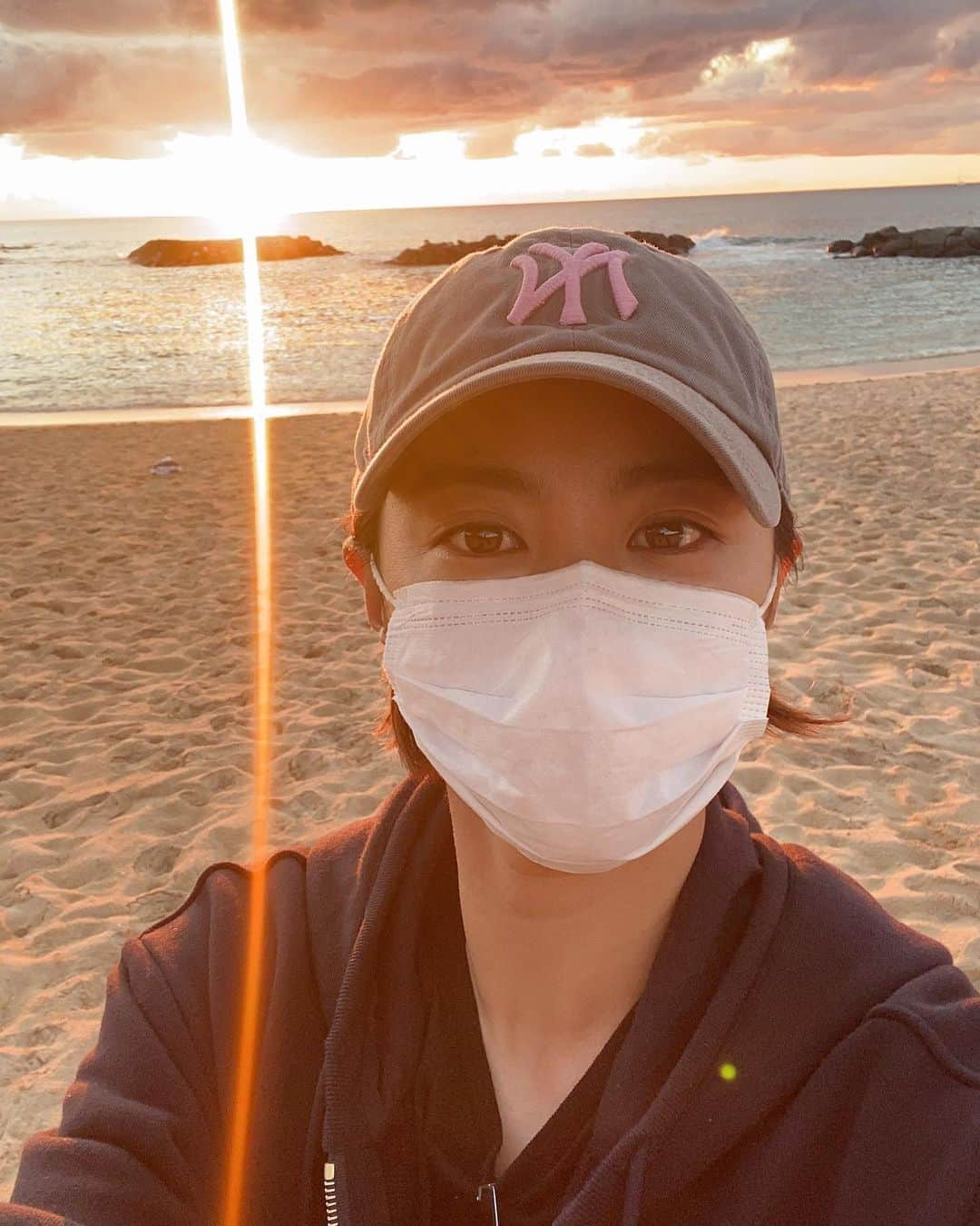 チェ・ナヨンさんのインスタグラム写真 - (チェ・ナヨンInstagram)「우와 하와이 😍🥰❤️🥰😍 #hawaii #sunset  #isitbetteertosee#sunrise ??」4月14日 2時32分 - nychoi87