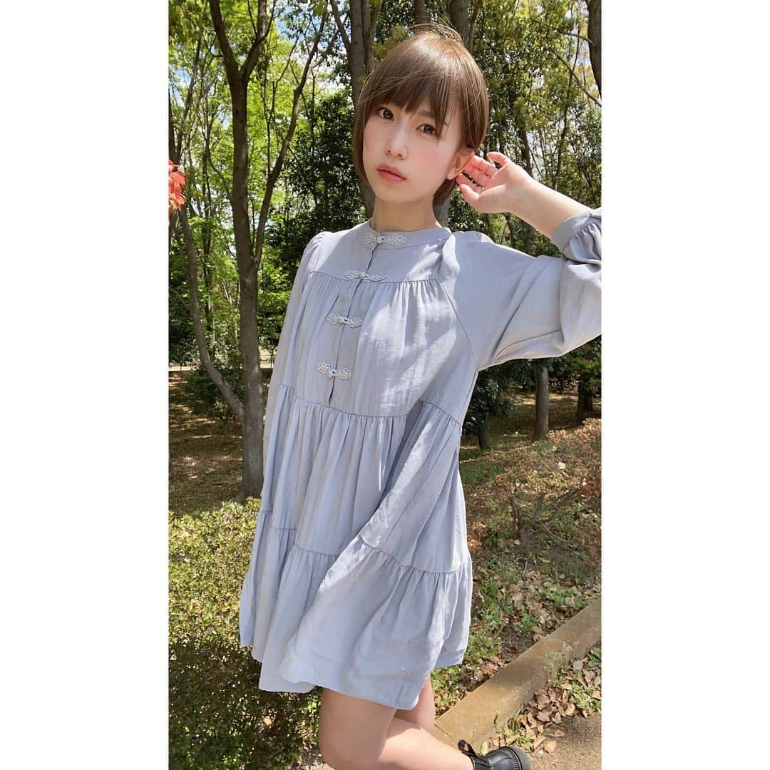 村上りいなさんのインスタグラム写真 - (村上りいなInstagram)「森を感じます。🌿  #instagood #photomodel #森 #forest #自然　#nature」4月14日 8時46分 - riina_murakami