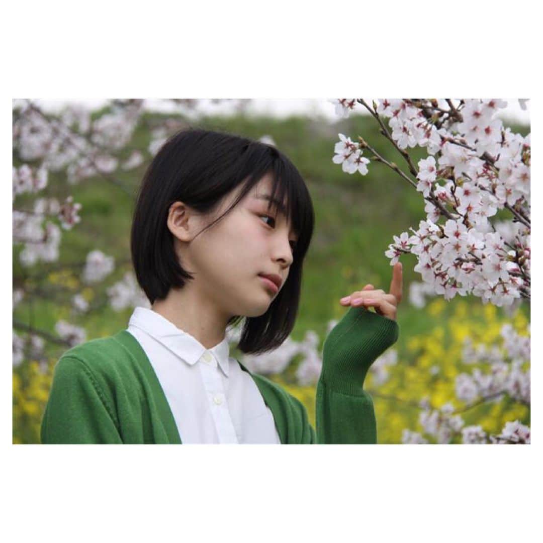 芋生悠さんのインスタグラム写真 - (芋生悠Instagram)「熊本地震から5年。  地震直前に母が撮った写真です。 上京するからって記念に撮った。 宝物。」4月14日 12時15分 - imouharuka