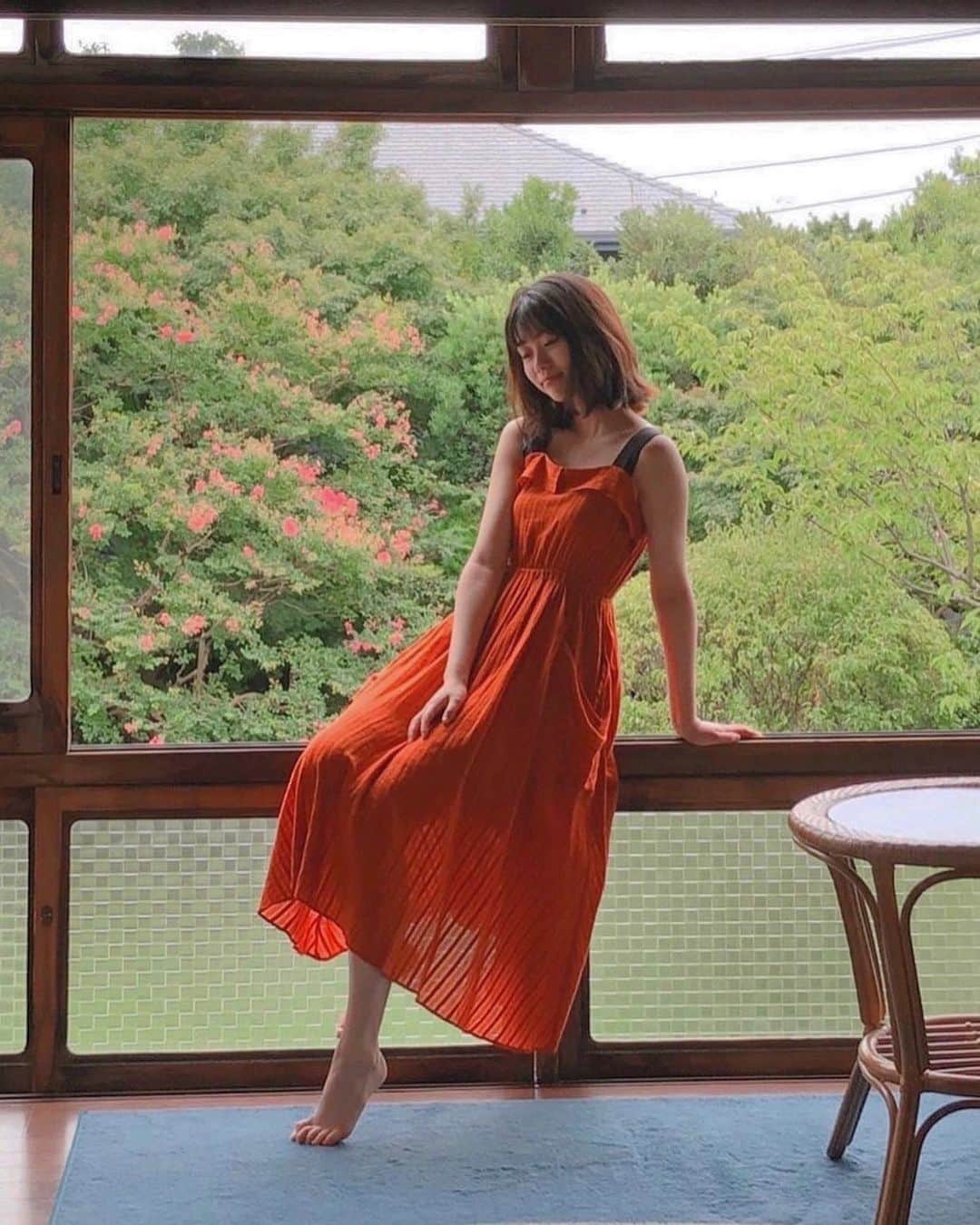 多田成美のインスタグラム：「新年度みなさんはいかがお過ごしですか😊 私の学校ではクラス替えがなかったので安心する反面、クラス替えのドキドキ感を味わえなくて少し寂しかったです😂  また、デジタル写真集多くの方からお褒めの言葉を致けて嬉しいです❤︎ ありがとうございます！　 まだの方は是非宜しくお願いします😊  #多田成美」