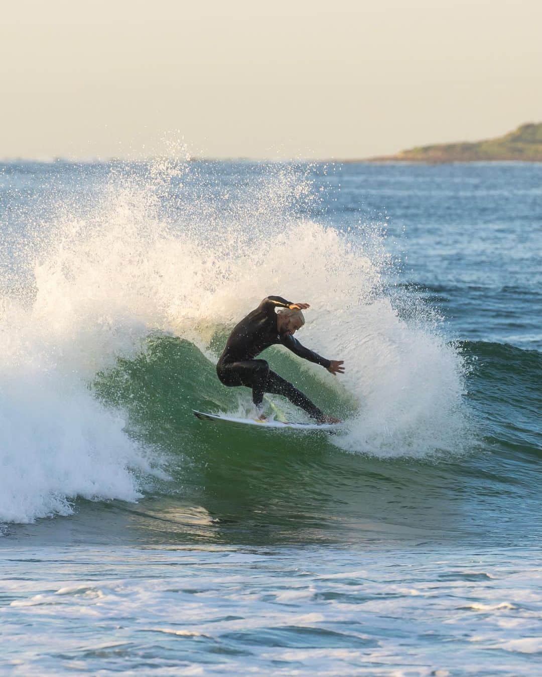 イタロ・フェレイラさんのインスタグラム写真 - (イタロ・フェレイラInstagram)「CHAMA 🔥✨💛 #surf (📸 @if15sports )」4月15日 7時02分 - italoferreira