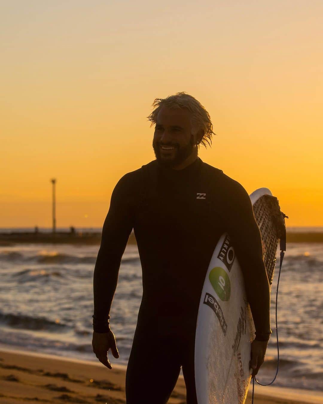 のインスタグラム：「CHAMA 🔥✨💛 #surf (📸 @if15sports )」