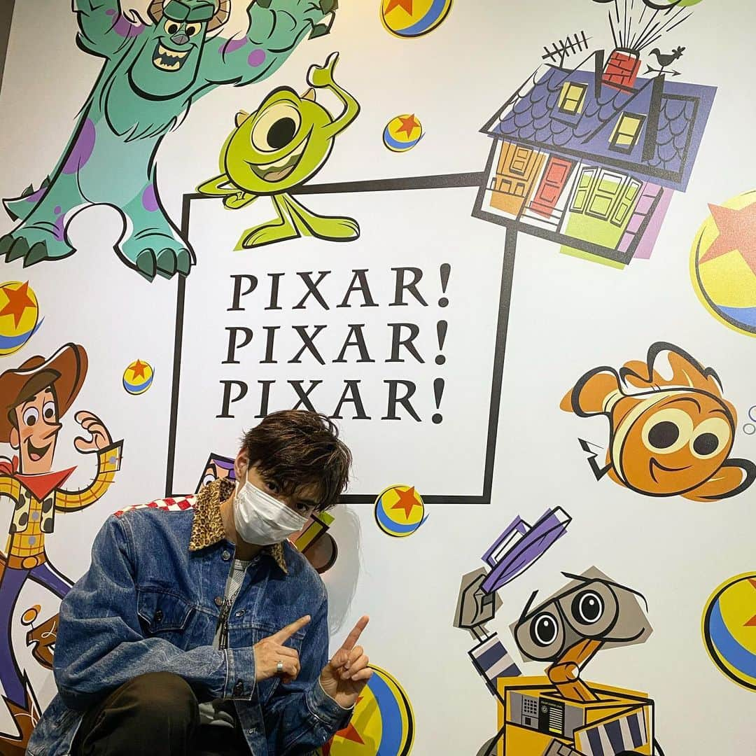 佐藤大樹さんのインスタグラム写真 - (佐藤大樹Instagram)「PIXAR! PIXAR! PIXAR! 最高すぎました😭幸せです。 グッズも沢山買ってしまった… 西武池袋本店にて開催中です！ 是非足を運んで見てください✨ @pppofficialpr @pixar  @disney @disneyplus」4月15日 10時08分 - taiki_sato_official