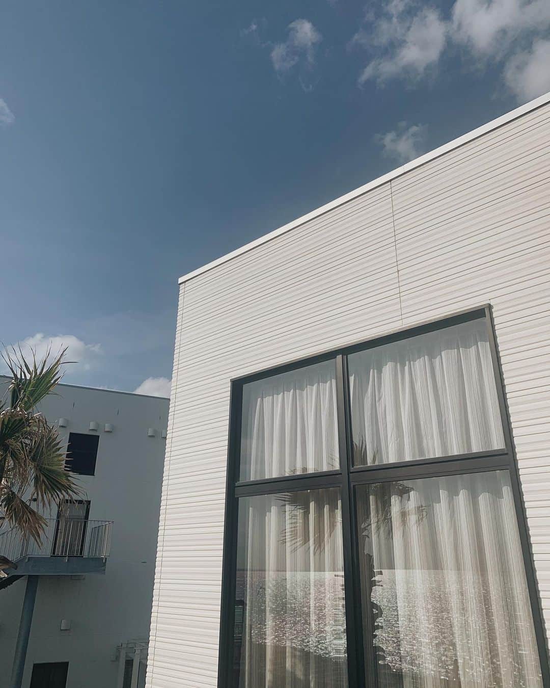 九里聖莉奈のインスタグラム：「.﻿ ﻿ Good weather and good location.﻿ ﻿ 天気が良い海は最高に気持ちよかった:) また、ゆっくりきたい😌❣️ ﻿ #kuriseri ﻿」