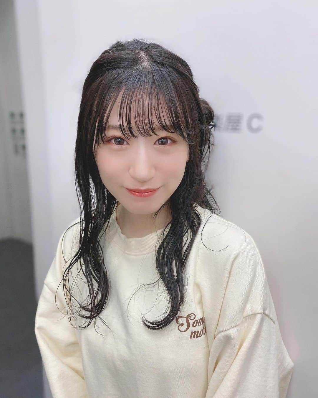 上西怜さんのインスタグラム写真 - (上西怜Instagram)「⠀ ⠀ かわいい髪型していただきました👩🏻❤️ ⠀ ⠀  ⠀」4月15日 21時30分 - jonishi_rei
