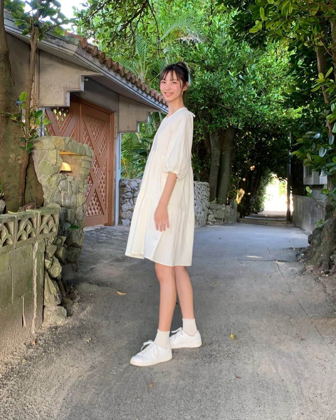 高橋恋子さんのインスタグラム写真 - (高橋恋子Instagram)「めっちゃ行きたかったのここ!! . . . 沢山写真撮ったから 少しづつあげようと思う🐰 . . .  #沖縄  #フクギ並木  #備瀬のフクギ並木   #自然  #ワンピース」4月15日 16時56分 - kokko5050