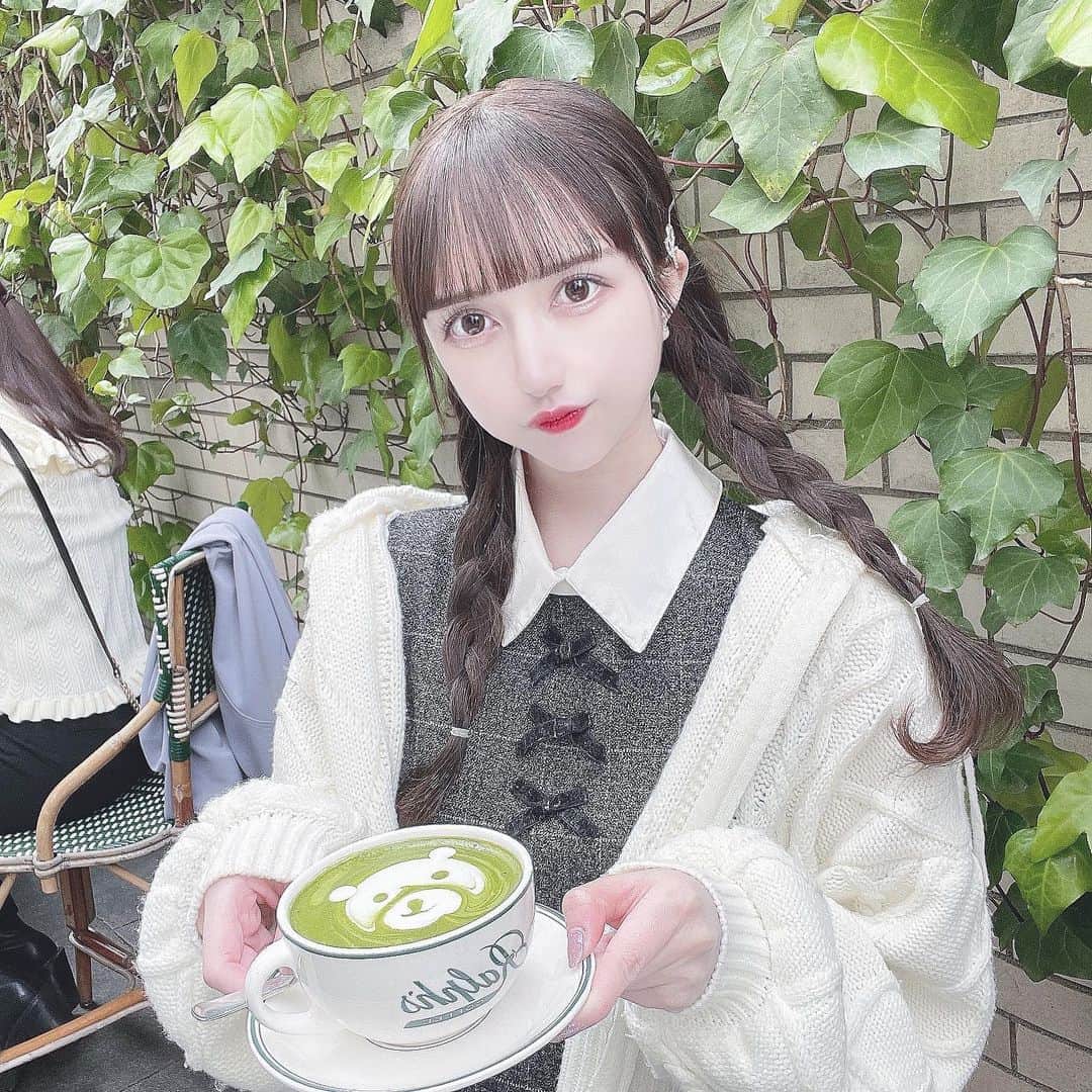 藤城なみのインスタグラム：「🐻‍❄️🍃 . 久々の映え活してきた！ (@ralphscoffee )で くまさんのラテアート飲んだ🐾 . 可愛かったし美味しかったあ♡ . . . .  #原宿カフェ #カフェ巡り #表参道グルメ #原宿スイーツ #表参道カフェ #東京スイーツ #ラテアート #東京カフェ」