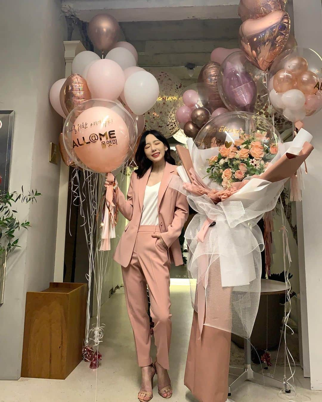 テヨン さんのインスタグラム写真 - (テヨン Instagram)「안녕 올앳미🌸 #콜라겐 #올앳미」4月16日 11時17分 - taeyeon_ss