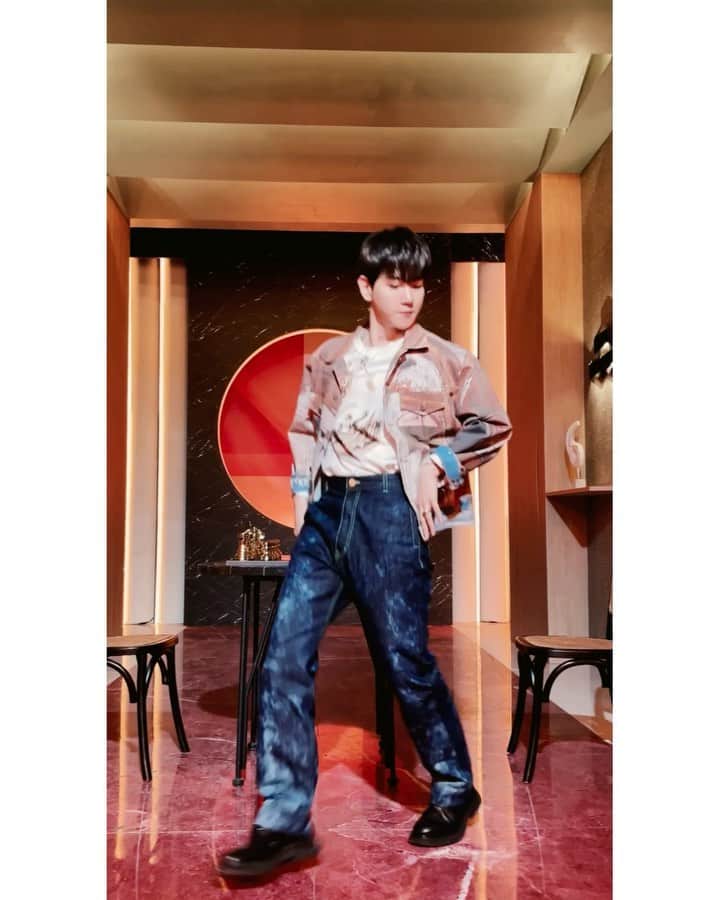 SuperMのインスタグラム：「#PRUxSuperM : Let #BAEKHYUN show you how #WeDO it 🌪  Now you do it and we’ll put you in our video. Find out how to join our dance challenge at 🔗 prudentialwedo.com   If you need more #PRUxSuperM content, @prudentialcorpasia has got it  Prudential Corporation Asia is a business unit of Prudential plc of the United Kingdom. Neither Prudential Corporation Asia nor Prudential plc are affiliated in any manner with Prudential Financial, Inc., a company whose principal place of business is in the United States of America or with the Prudential Assurance Company, a subsidiary of M&G plc, a company incorporated in the United Kingdom.」
