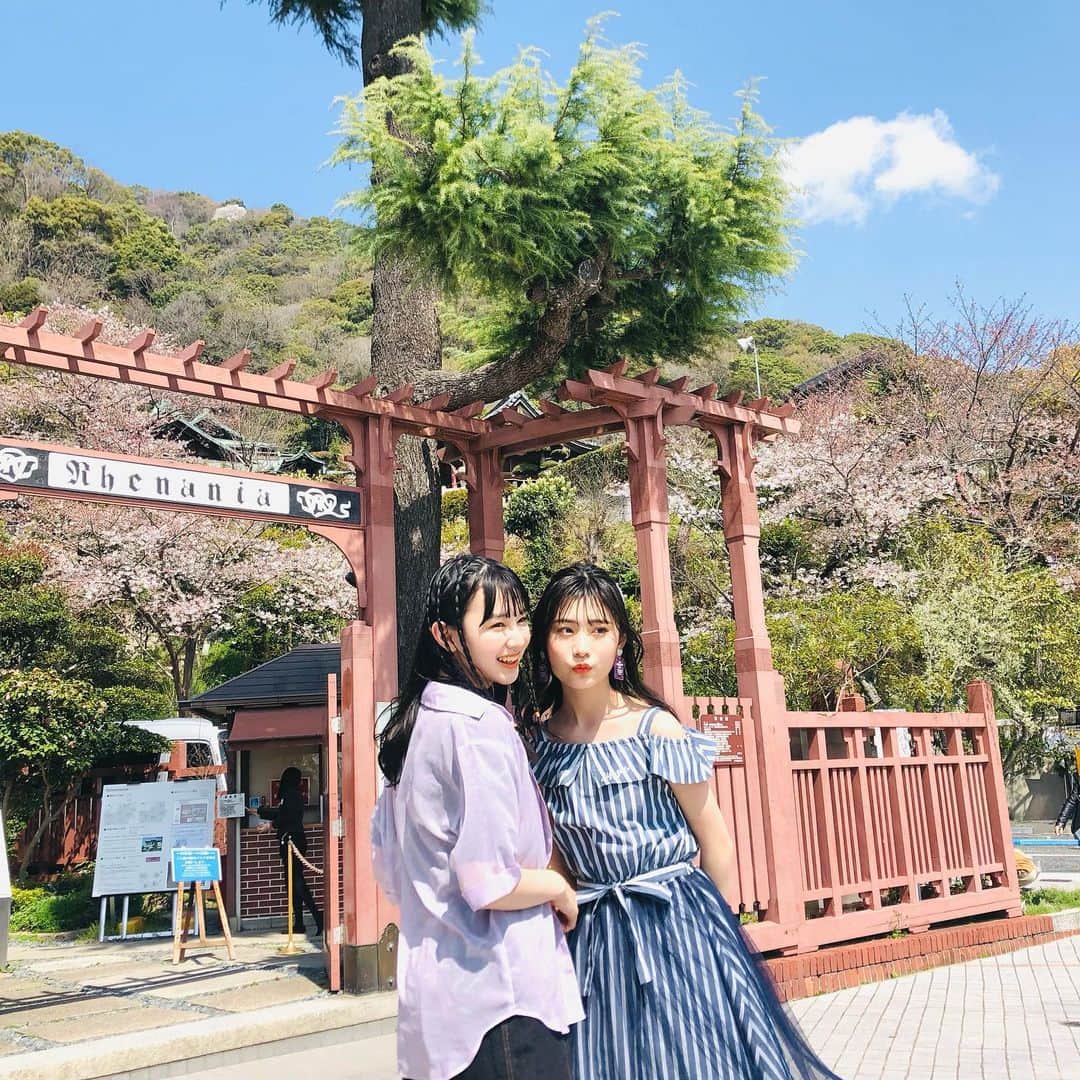 ニコ☆プチのインスタグラム：「🌸 最近寒いことも多いので…春っぽいお写真どうぞ🙌  #近藤藍月 #森﨑美月」