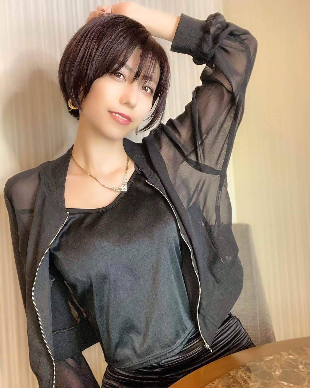 乃亜のインスタグラム：「❤︎ ・ ・ ・  #portrait #shotting #Japanesegir #followme  #インスタグラビア #グラビア #着衣グラビア  #セクシーショット  #被写体 #AV女優 #セクシー女優 #痴女優 #痴女 #乃亜」