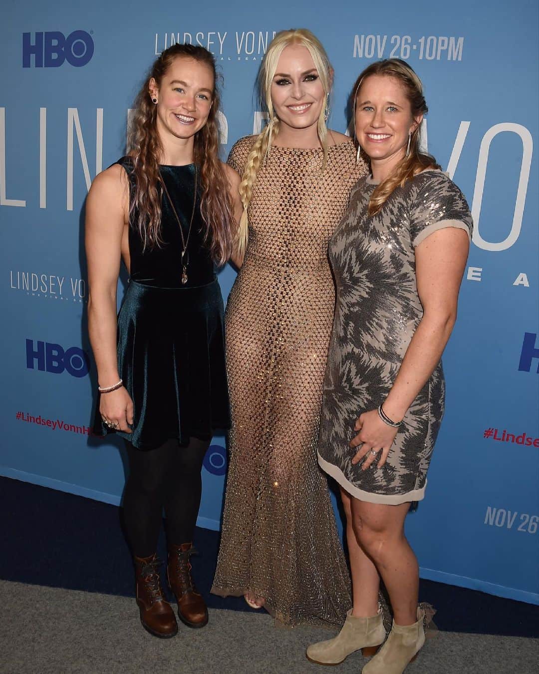 リンゼイ・ボンのインスタグラム：「Two of my favorite teammates retired this week. It took me a few days to reflect on our memories together and write these words...  Alice and Laurenne are two of the toughest and hardest working women I’ve ever met. They’ve been through more adversity and surgeries than I can count but they always fought to come back. They were team leaders. They laughed and enjoyed life as much as they worked hard and it made being their teammate so effortless.   Our surgeries and pain bonded us and our love for skiing connected us, but more importantly, we have become  great friends.  I know we will always be there for each other no matter what.   Now we are all on the second chapter of life together and I know these two will crush it, just like they did on the slopes.   Congrats on amazing careers guy. Love you both! ❤️❤️  @lalalaurenne @thealigator」