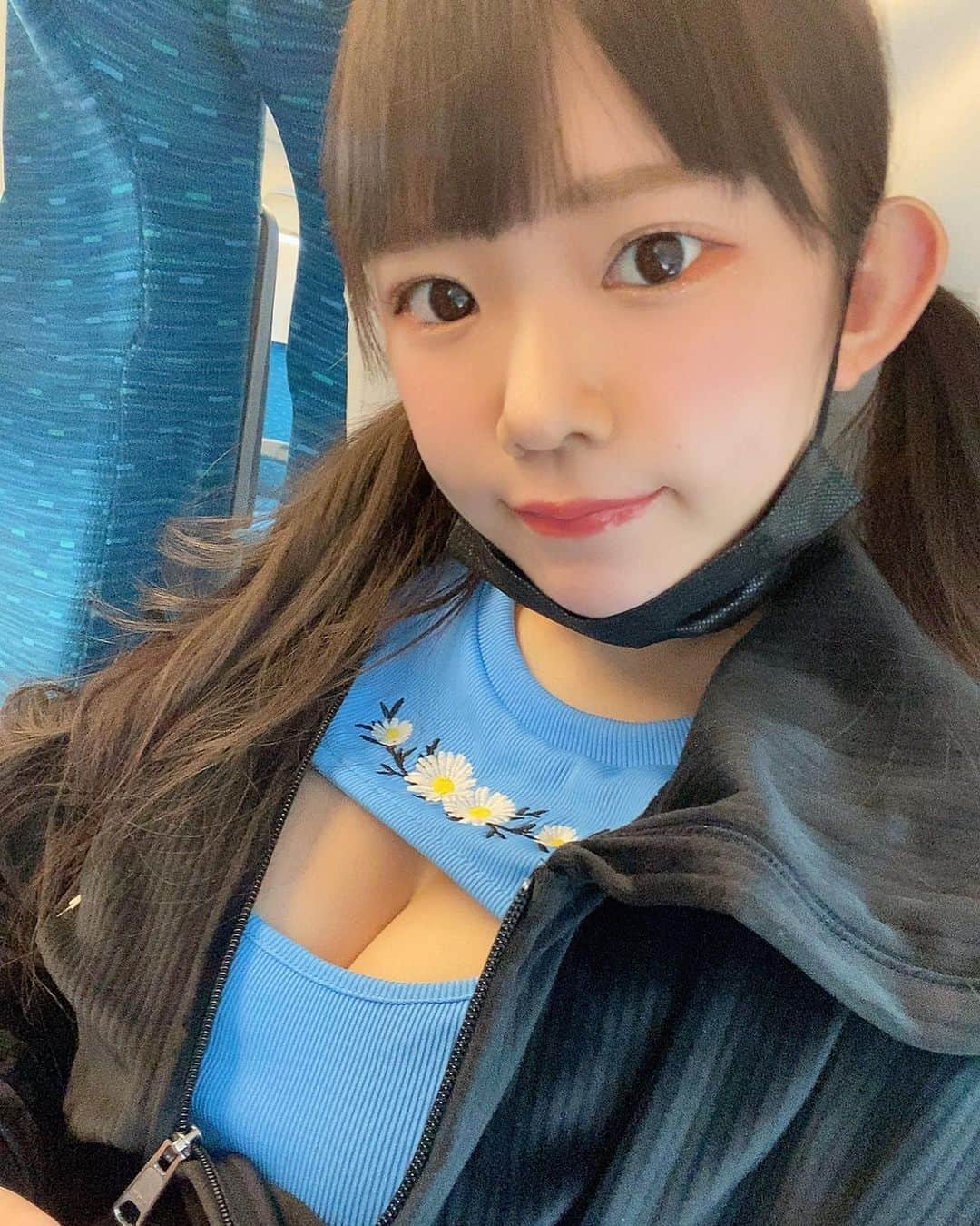 長澤茉里奈さんのインスタグラム写真 - (長澤茉里奈Instagram)「乳あきがち #グラビア#アイドル #marichuu#nagasawamarina #長澤茉里奈#まりちゅう #合法ロリ#合法ロリ巨乳」4月16日 21時19分 - marinanagasawa1008