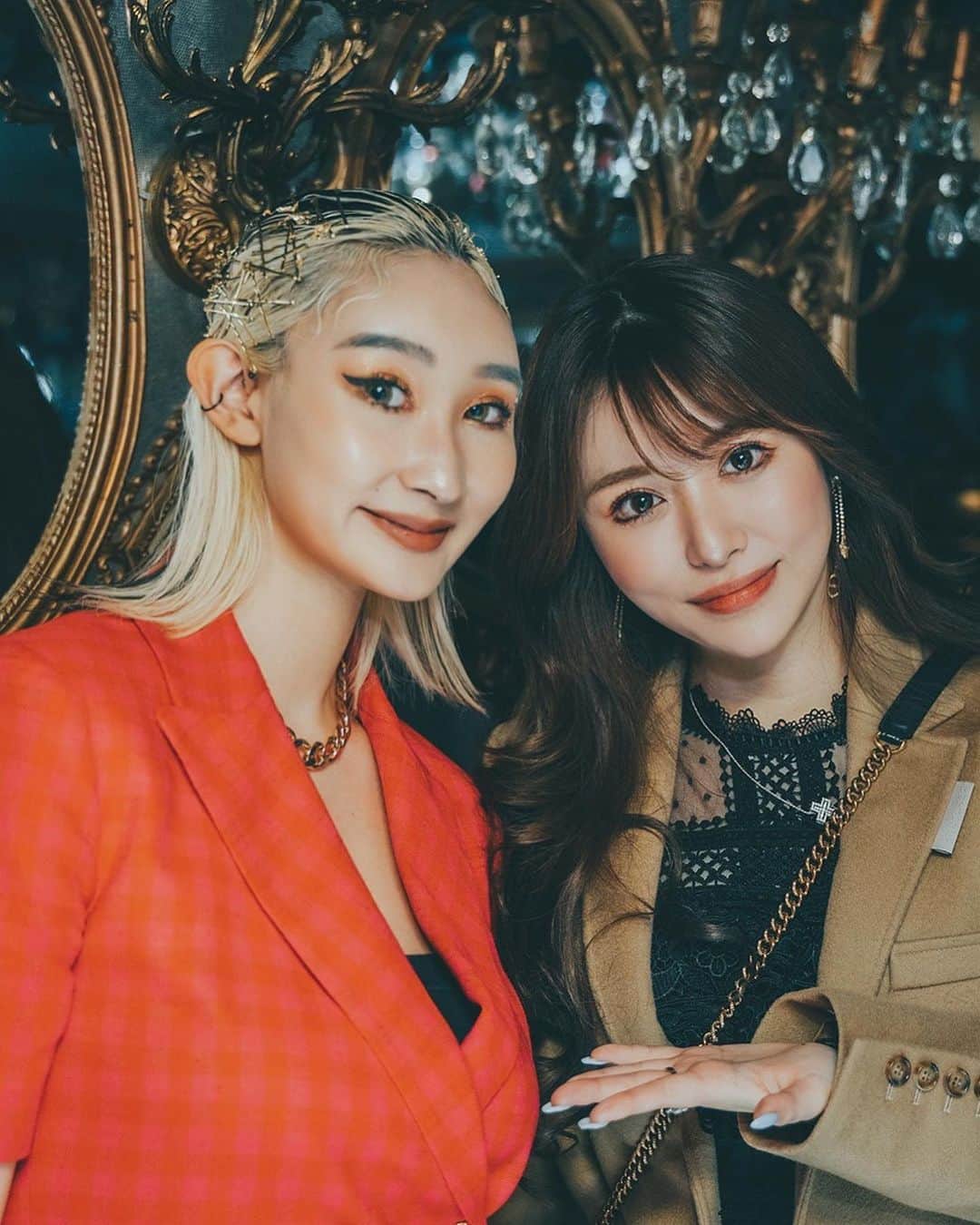 藤咲めいのインスタグラム：「ゆきたんのバーイベいってきたよ♡ めっちゃかっこよかった🥰 誕生日おめでとう❣️ dj回してるとこ見たかったけど間に合わなかった😭 . . . .  #モデル #インフルエンサー #美容 #美容好きな人と繋がりたい #美容垢 #サロンモデル #ファッションコーデ #グルメな人と繋がりたい #写真好きな人と繋がりたい #サロンモデル #ポートレート #ポートレートモデル #被写体 #美容室 #美容師 #ヘアメイク #ヘアアレンジ #お洒落 #美容 #メイク #コスメ #ビジョビ #ootd #fashion」