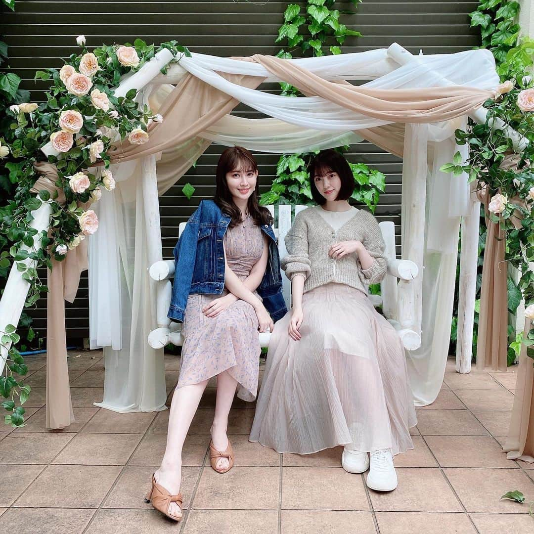 堀未央奈さんのインスタグラム写真 - (堀未央奈Instagram)「💐  @herlipto  の shopping eventに お邪魔してきました🫖  どれもかわいくて迷ったので こじはるさんに相談しながら 選びました👼🏻 たくさん着る~  久しぶりにお会いできて 嬉しかったな🕊🤍」4月16日 22時31分 - horimiona_official