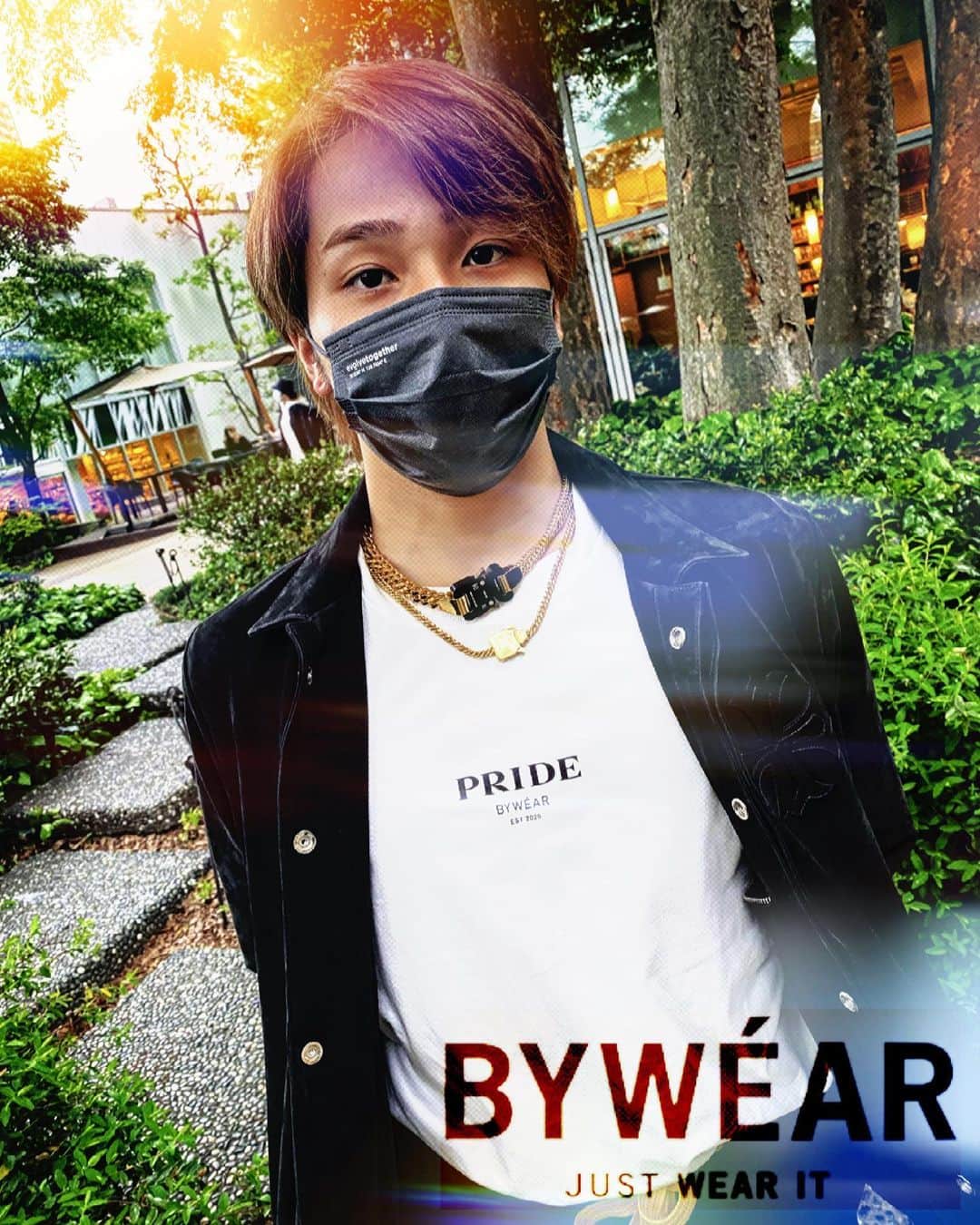 荒木駿平のインスタグラム：「PRIDE  #BYWEAR®︎  Quality 100% Cotton  Fabric & Sewing & Print MADE IN JAPAN  @byvvear」