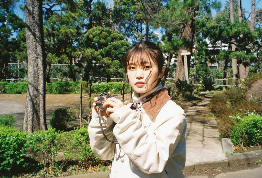 美山加恋のインスタグラム：「Photo by manager  私が持ってるのはこの日でびゅーした　#contaxtvs」