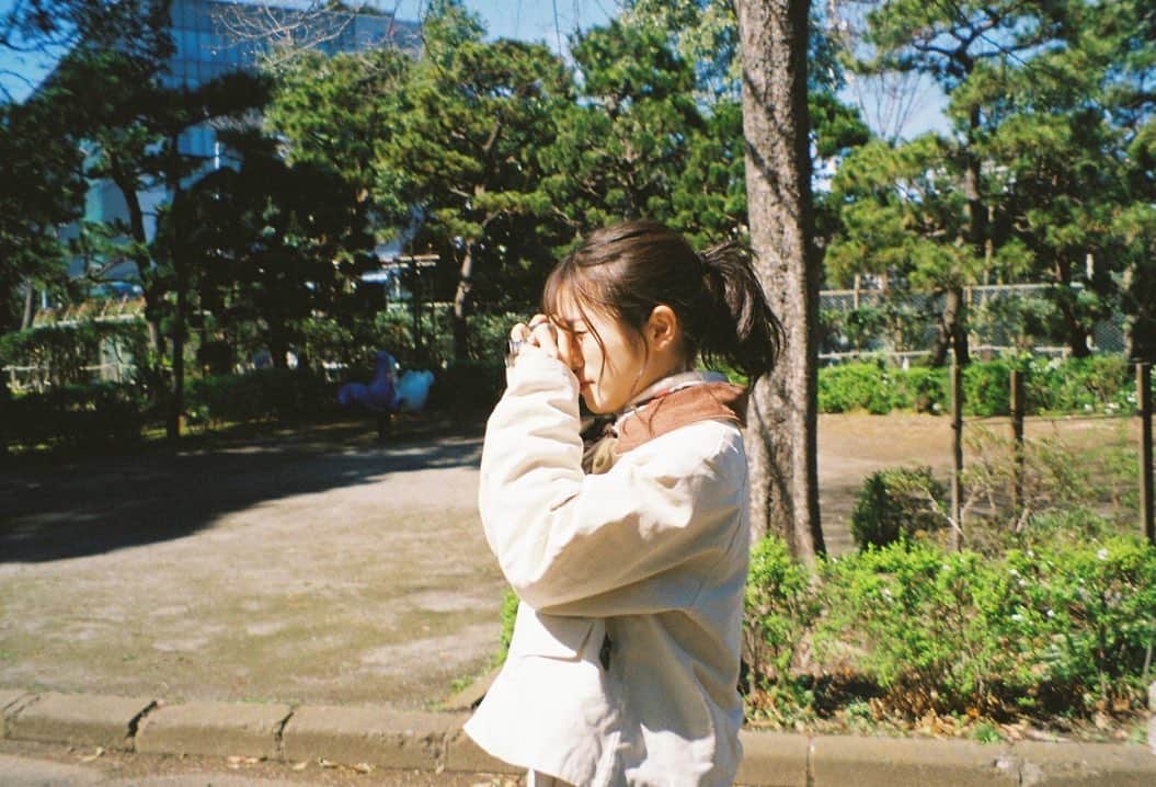 美山加恋さんのインスタグラム写真 - (美山加恋Instagram)「Photo by manager  私が持ってるのはこの日でびゅーした　#contaxtvs」4月17日 16時24分 - miyamakaren