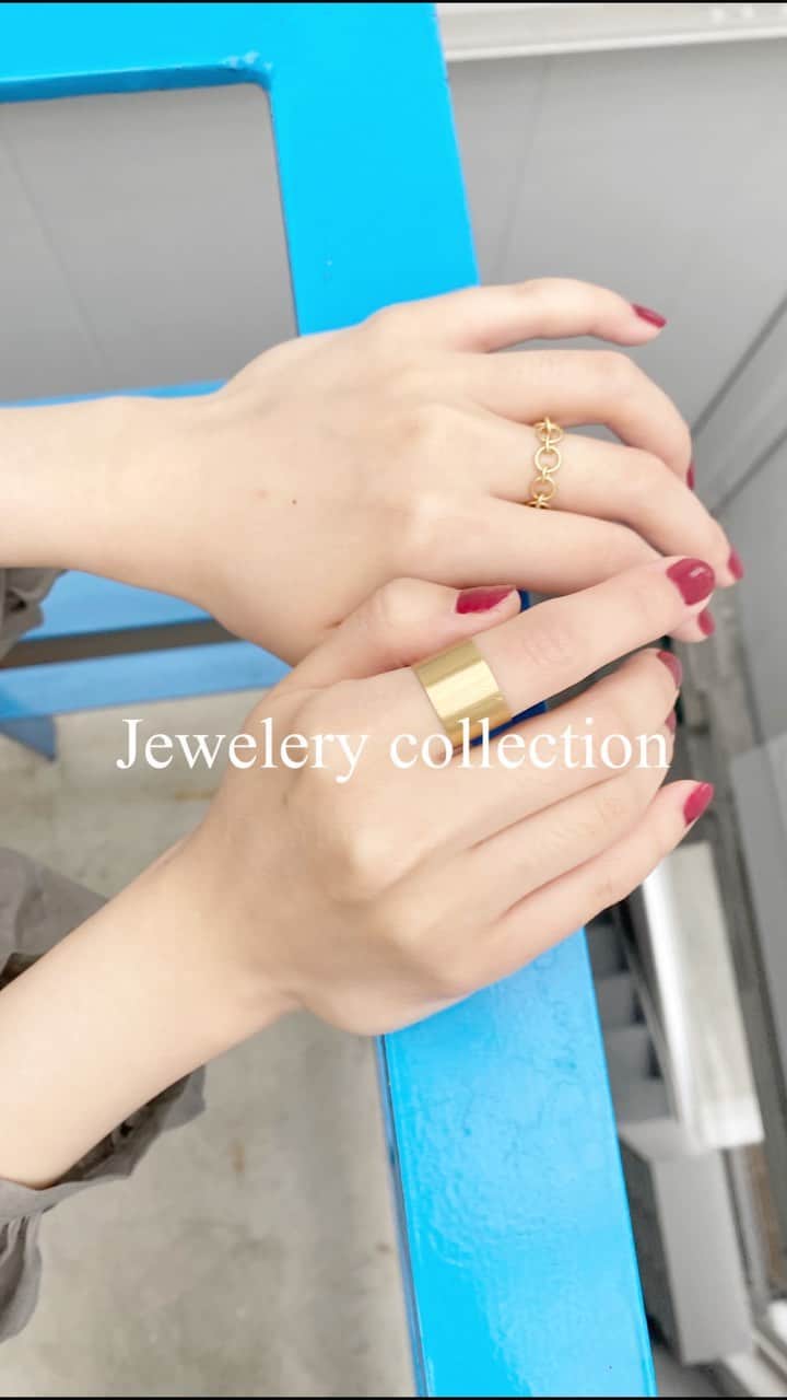 のインスタグラム：「PICKUP ITEM ﻿ ﻿ お取り扱いのアクセサリーをご紹介致します💍🌷🌿﻿ ﻿ #Hirotaka ﻿ #PHILIPPEAUDIBERT ﻿ #Charlottechesnais﻿ #SHIHARA﻿ ﻿ ﻿ オフィシャルサイトの在庫と店頭在庫は共有しております。﻿ 商品に関しましては、お気軽にコメントや店舗までお問い合わせください。﻿ ⬇︎⬇︎⬇︎﻿ @ann_de_ark  @arknets_official﻿ #fashion #栃木 #宇都宮 #ショップ  #arknets #anndeark #annstyling #anncode」