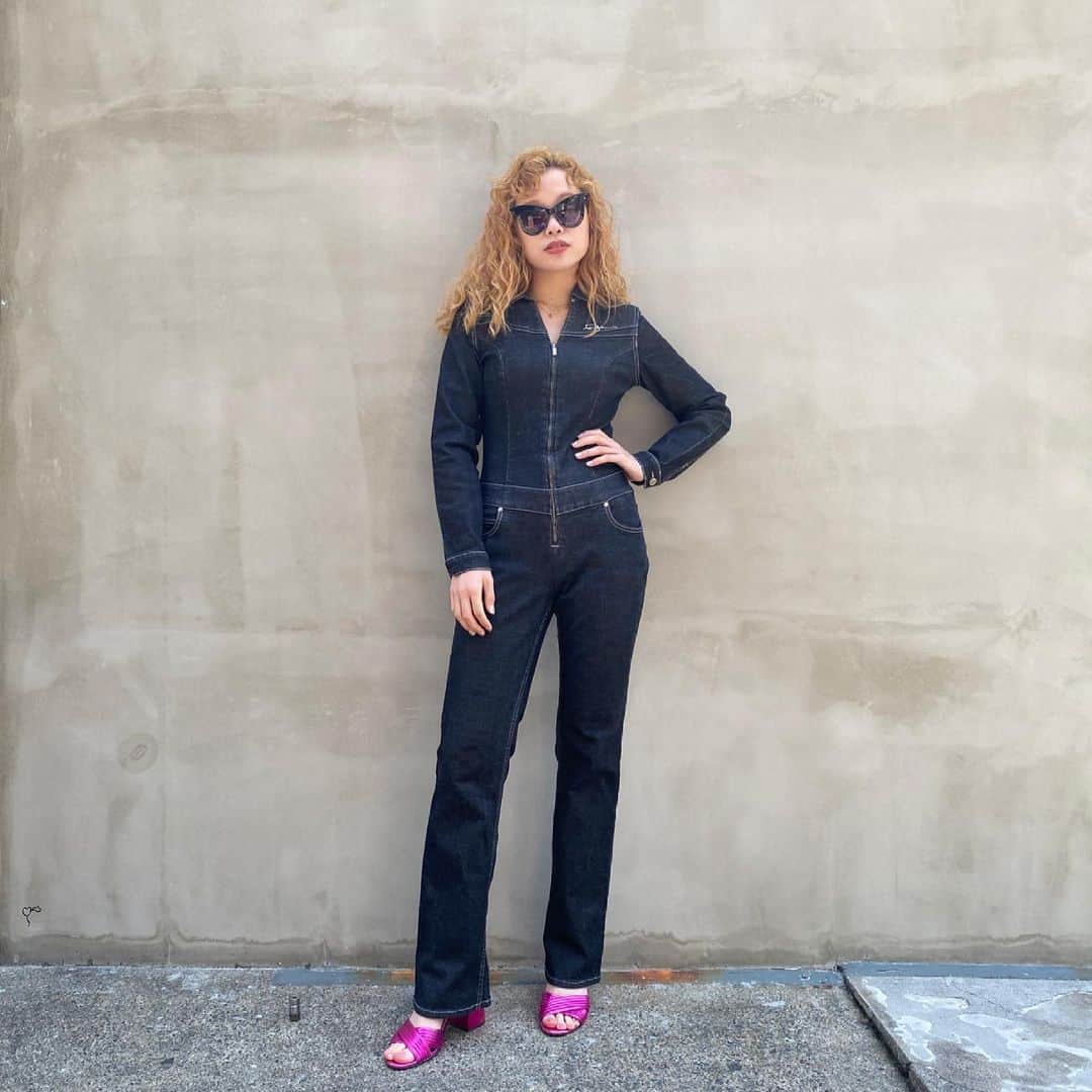 PUNK CAKEのインスタグラム：「•90s FUBU denim all in one【SOLD】」