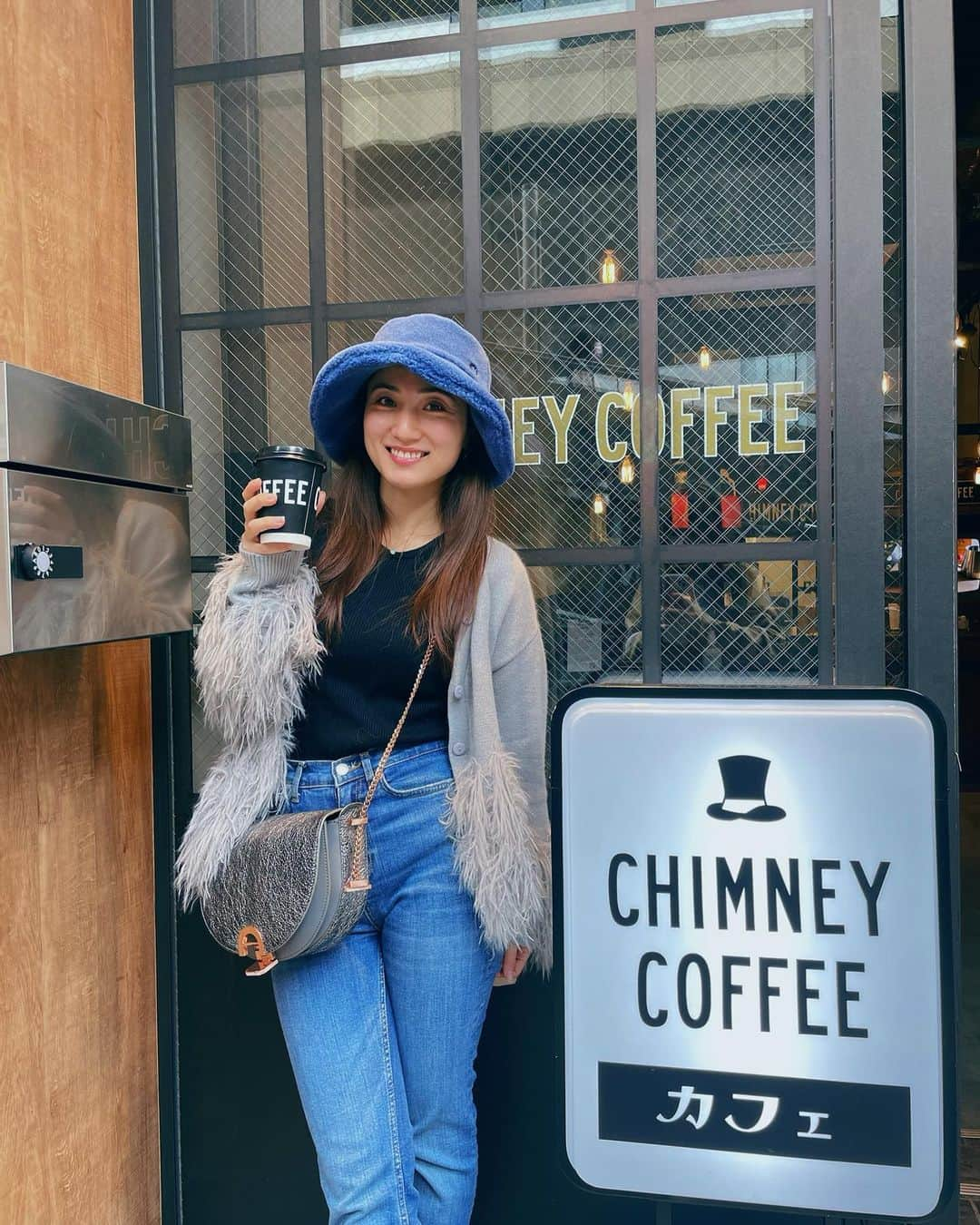 紗綾さんのインスタグラム写真 - (紗綾Instagram)「CHIMNEY COFFEE☕️ Coffee好きの私にはたまらない美味しさ🤍 ほっこり🌙 @chimney_coffee  @japanesehandsome  #カフェ巡り #Coffee #chimneycoffee」4月17日 17時43分 - saaya_official_