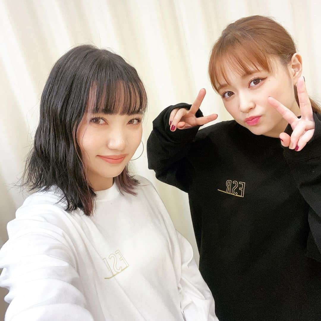 大原櫻子さんのインスタグラム写真 - (大原櫻子Instagram)「可愛いお洋服ちゃん♡ hayuちゃん、ありがとう✨ 明日4月18日20:00から発売するらしいぞい！  Tシャツ↓ FSR shop tee ‘ LID BREAK ‘ ロンT↓ FSR shop long tee ‘ LID BREAK ‘  #FORSoMEREASON #FSR #フォーサム」4月17日 20時49分 - sakurako_ohara